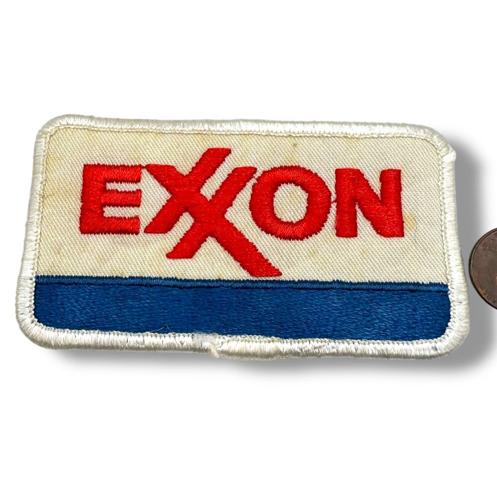 Exxon embroidered patch uniform nascar hotrod racing vintage kitsch